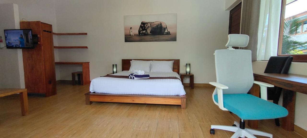 Le Grand Bleu Hotel Voktum Kültér fotó